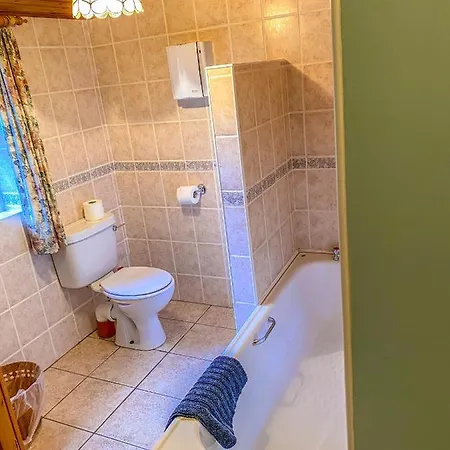 Barnesmore Cottage * Barnesmore